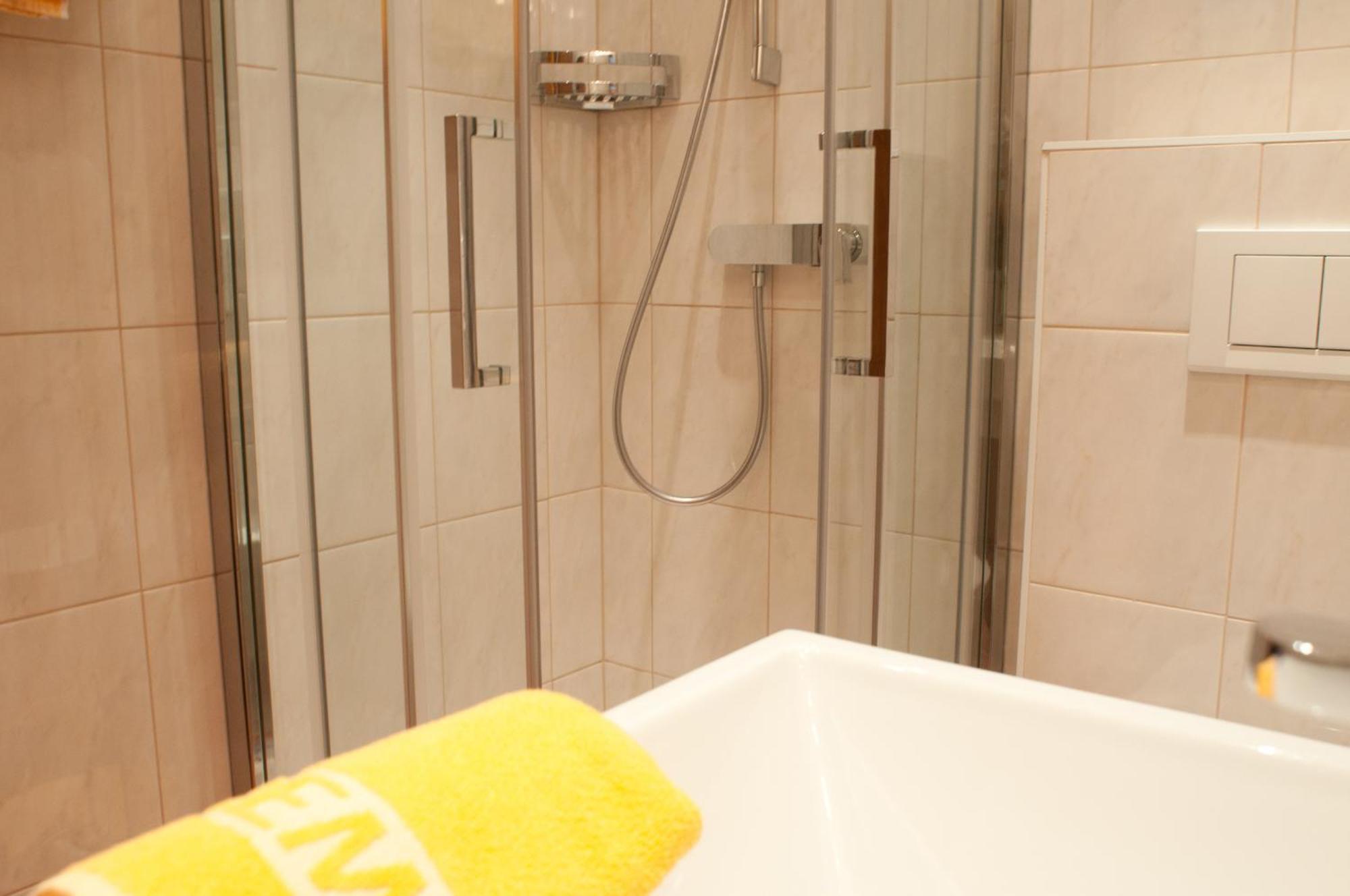 Hotel Oremushof フェルデン・アム・ヴェルターゼー エクステリア 写真